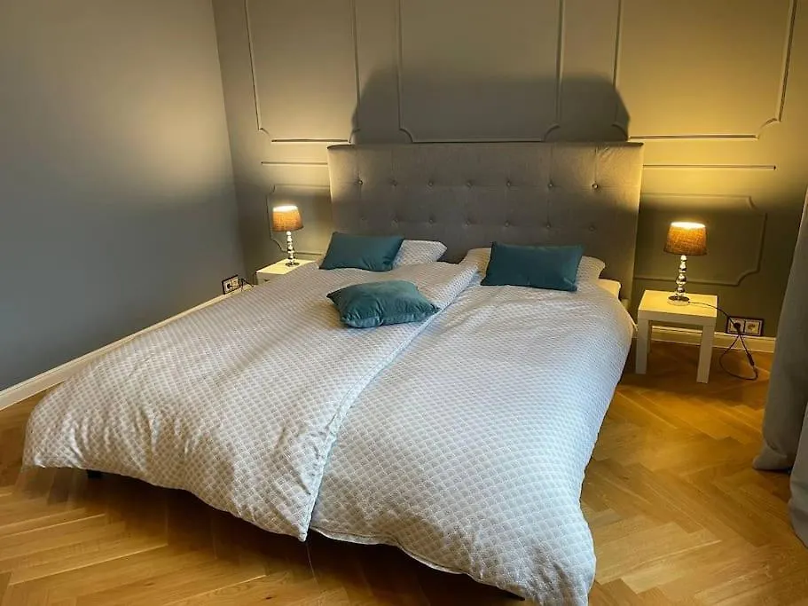 Apartment In Jugendstilvilla Am Grossen Garten I Balkone I Wlan Drezda