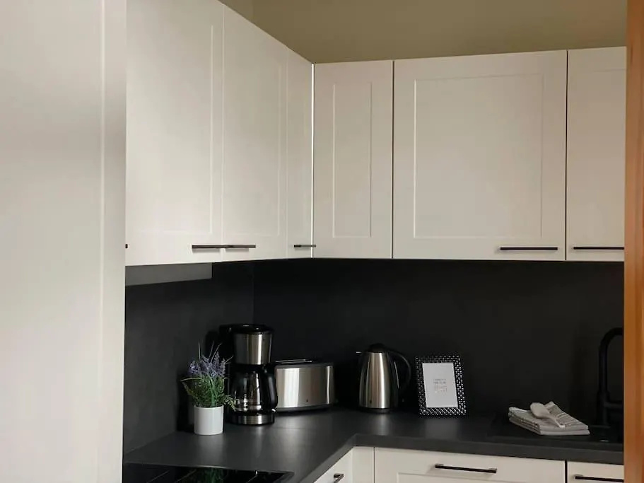 Apartment In Jugendstilvilla Am Grossen Garten I Balkone I Wlan Drezda 0*,  Németország